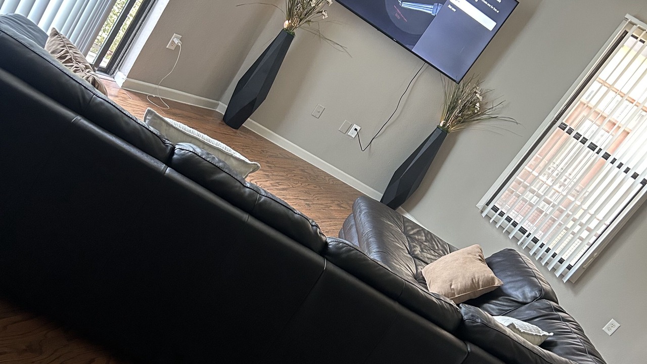 Photo of Livingroom in Legacy Park