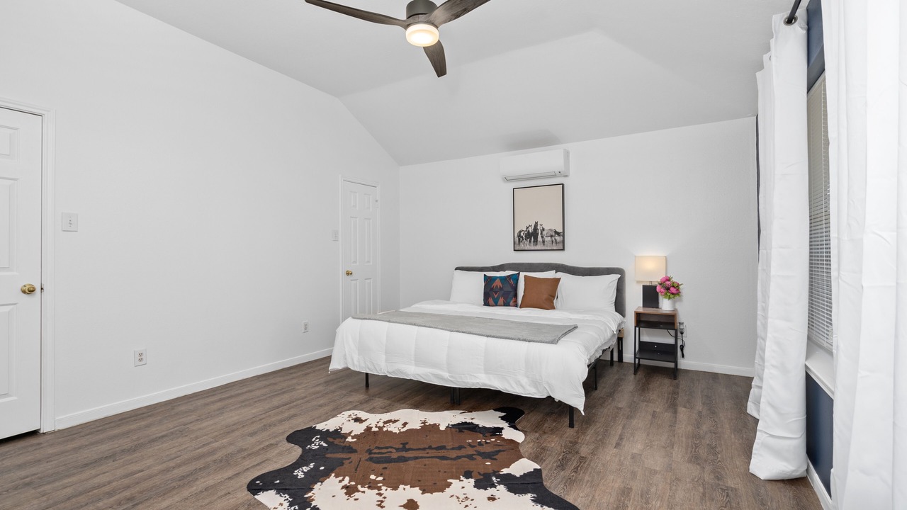 Photo of Bedroom in Cypress