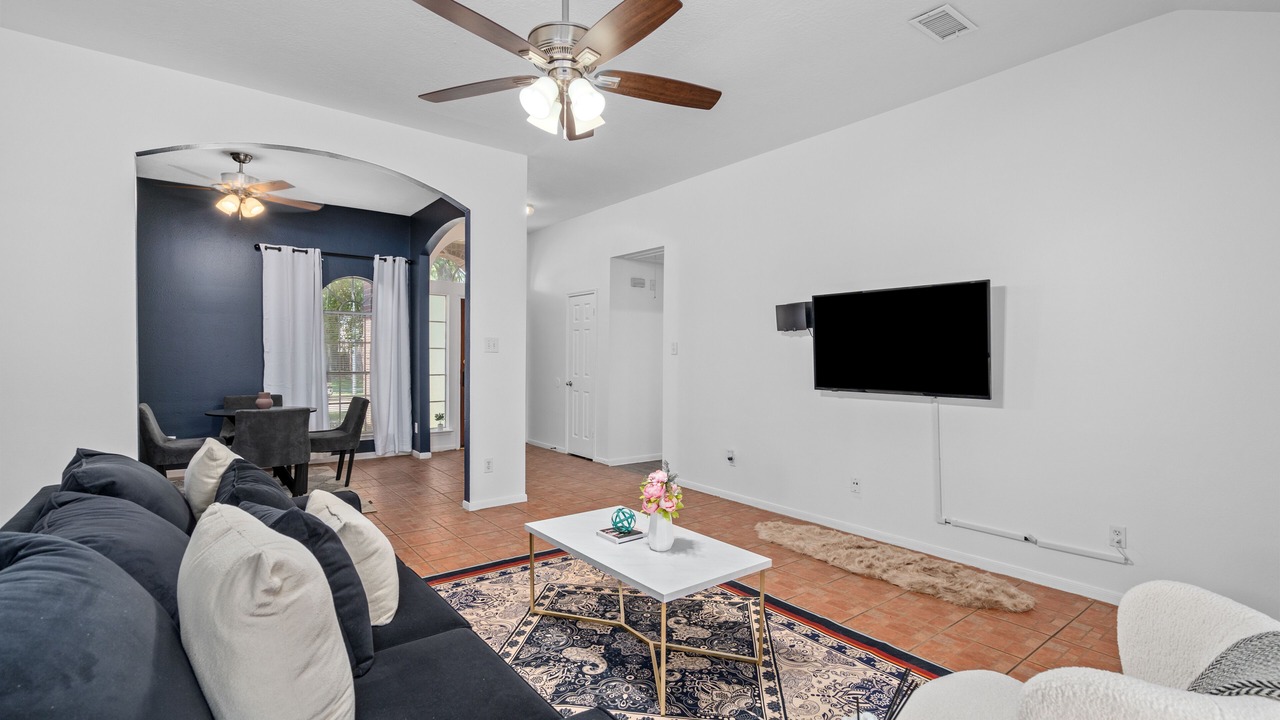 Photo of Livingroom in Cypress