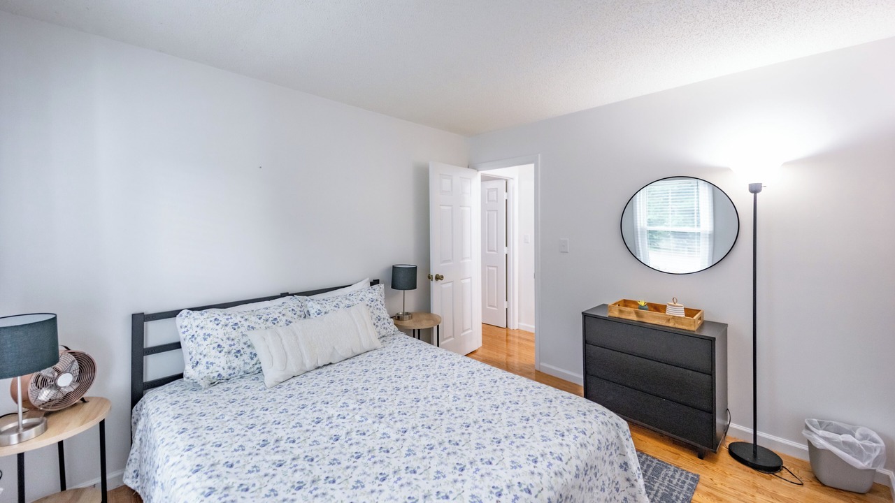 Photo of Bedroom in Sloans Valley
