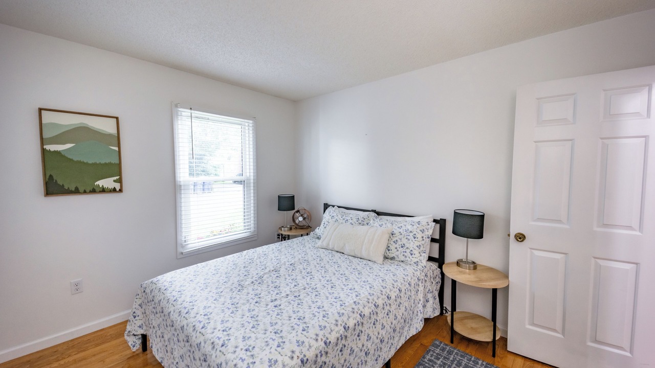 Photo of Bedroom in Sloans Valley