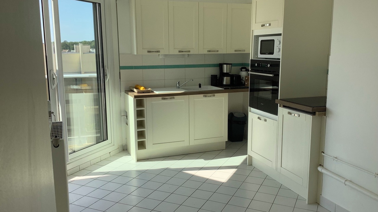 Photo of Kitchen in Saint-Germain-en-Laye