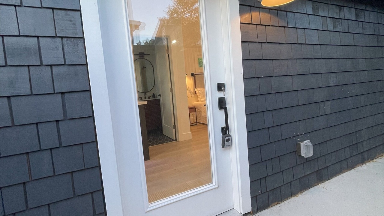 Photo of Others in Strawberry