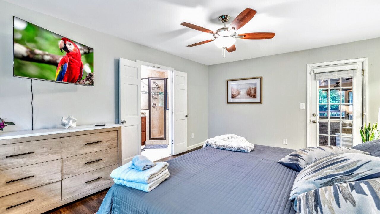 Photo of Bedroom in Dunwoody