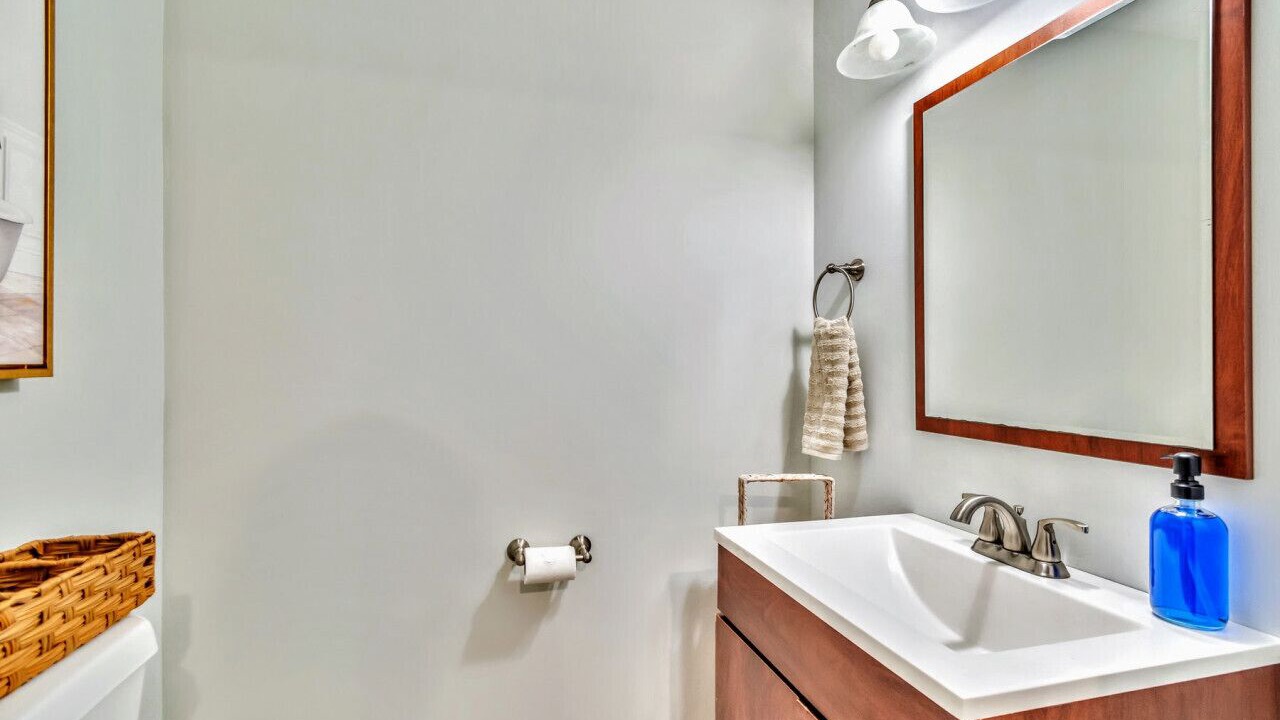 Photo of Bathroom in Dunwoody