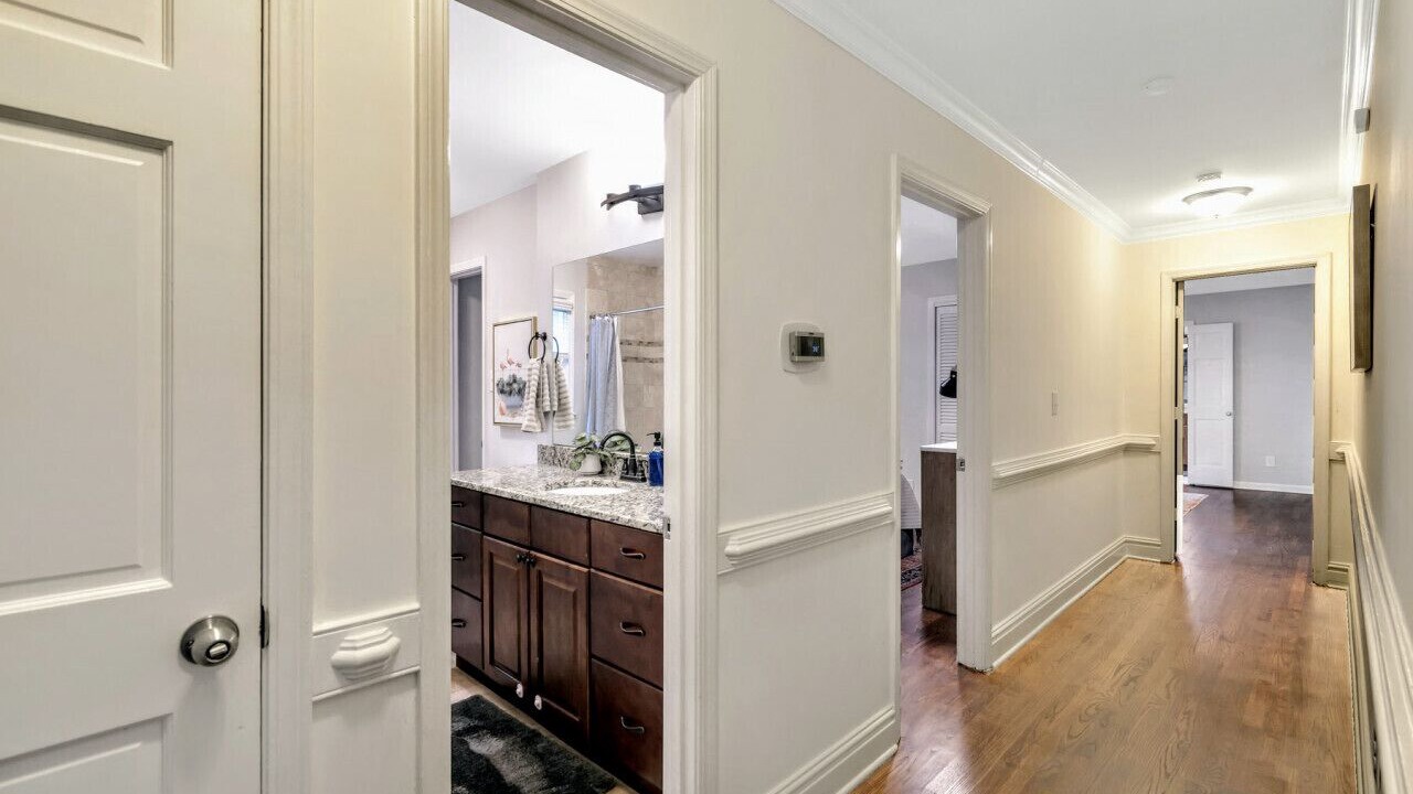 Photo of Bathroom in Dunwoody