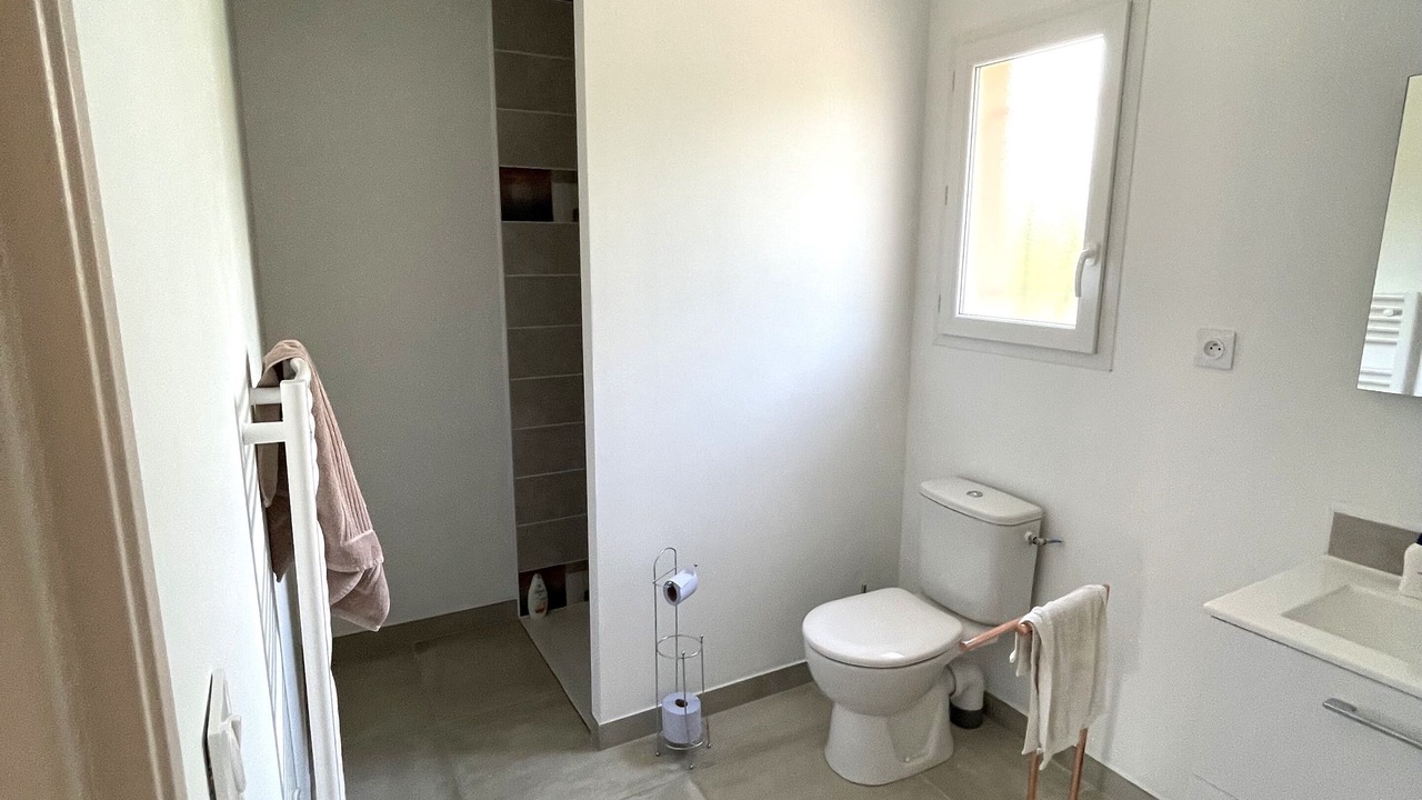 Photo of Bathroom in Lapalud