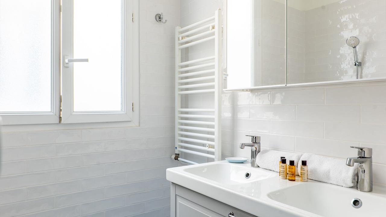 Photo of Bathroom in Quartier de l'Ecole-Militaire
