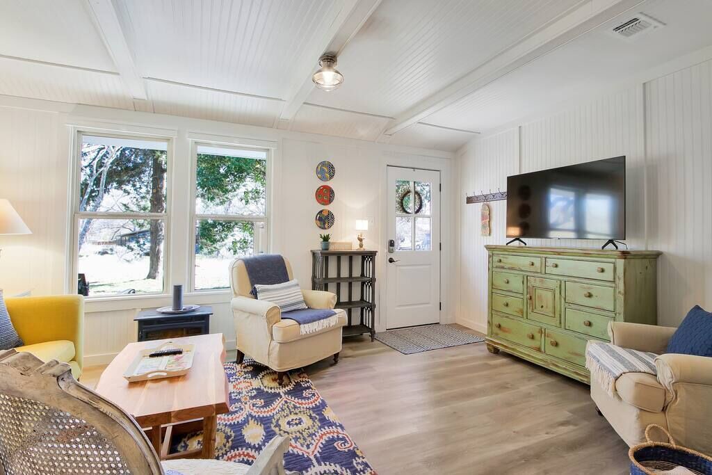 Photo of Livingroom in Johnson City
