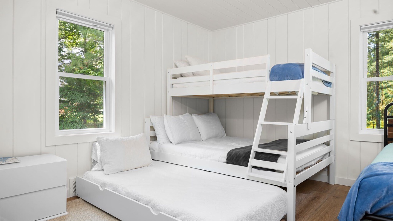 Photo of Bedroom in Empire