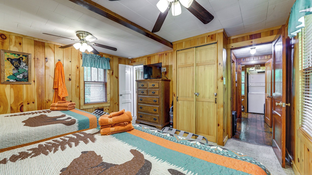 Photo of Bedroom in Maggie Valley