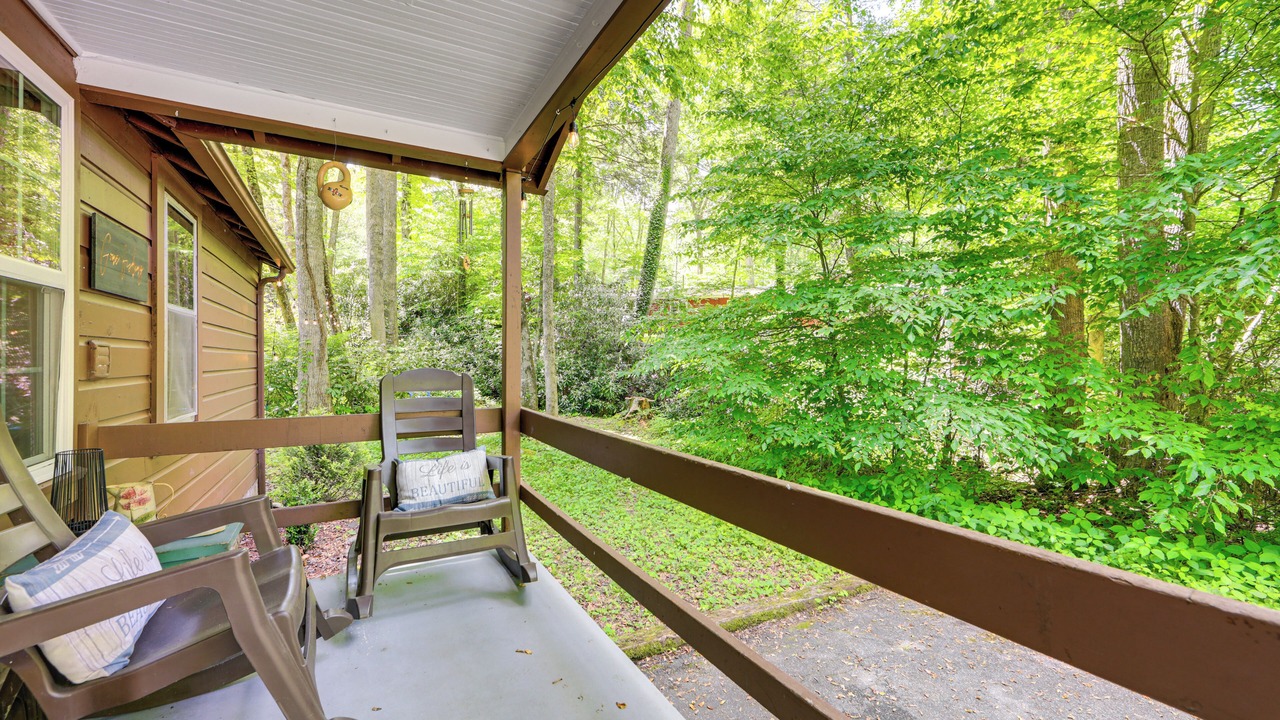 Photo of Patio Balcony in Maggie Valley
