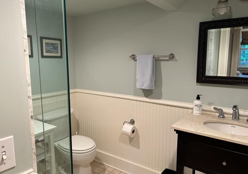 Photo of Bathroom in East Queen Anne