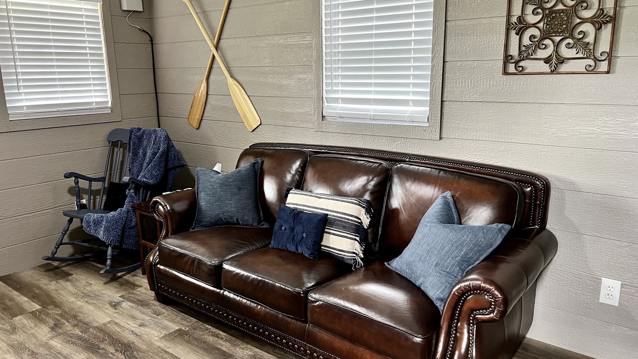 Photo of Livingroom in Chestnut Mound