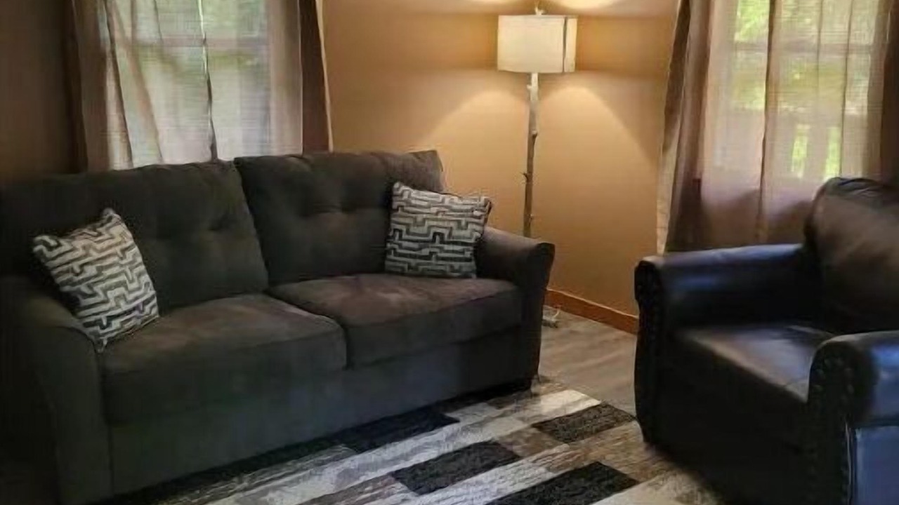 Photo of Livingroom in Newfield