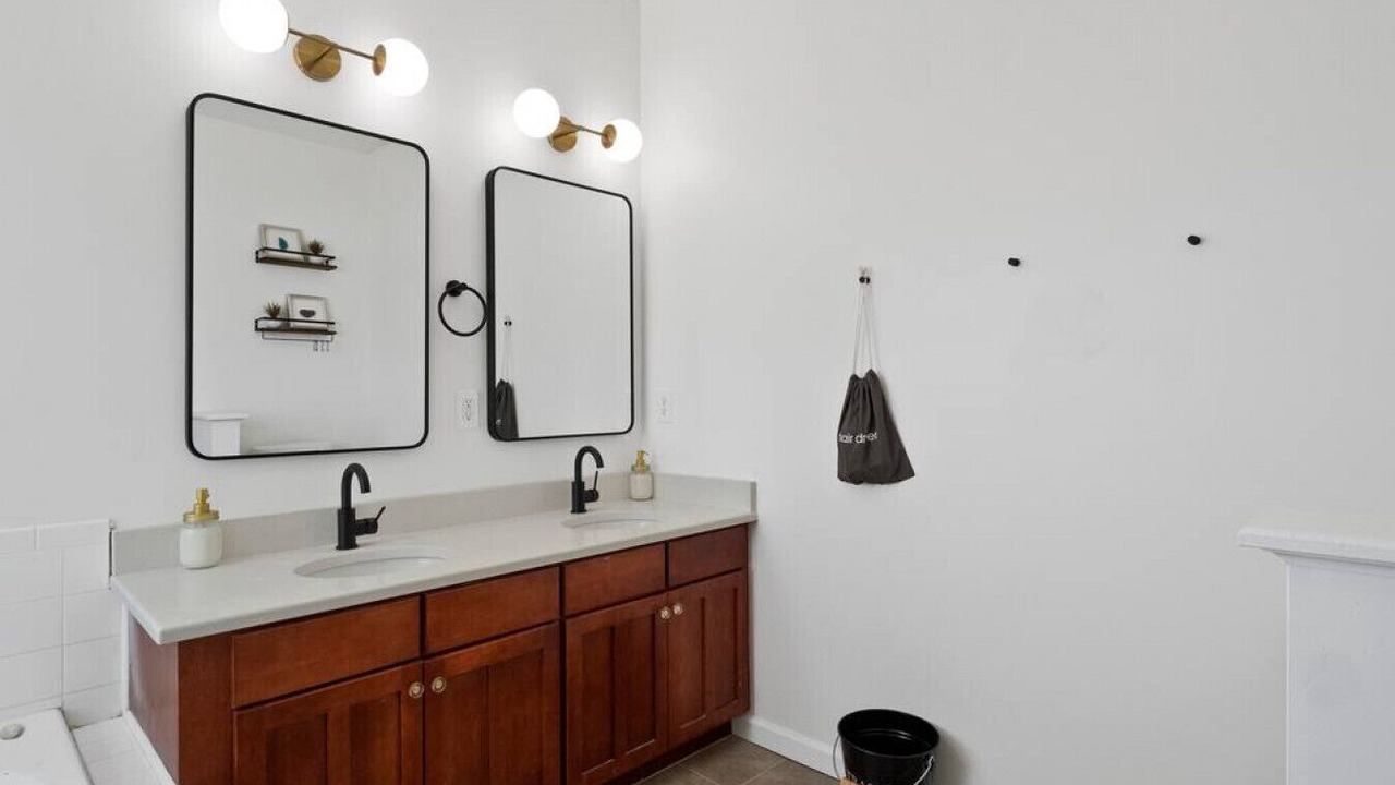 Photo of Bathroom in The Gate