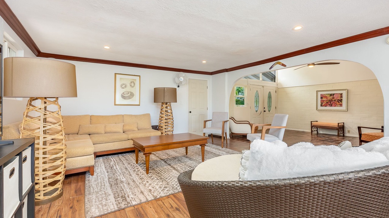 Photo of Livingroom in Portlock