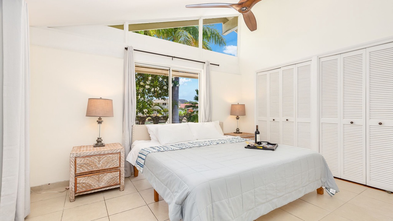 Photo of Bedroom in Portlock