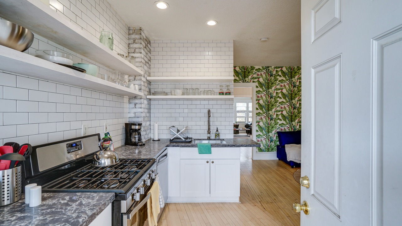Photo of Kitchen in Elliot Park