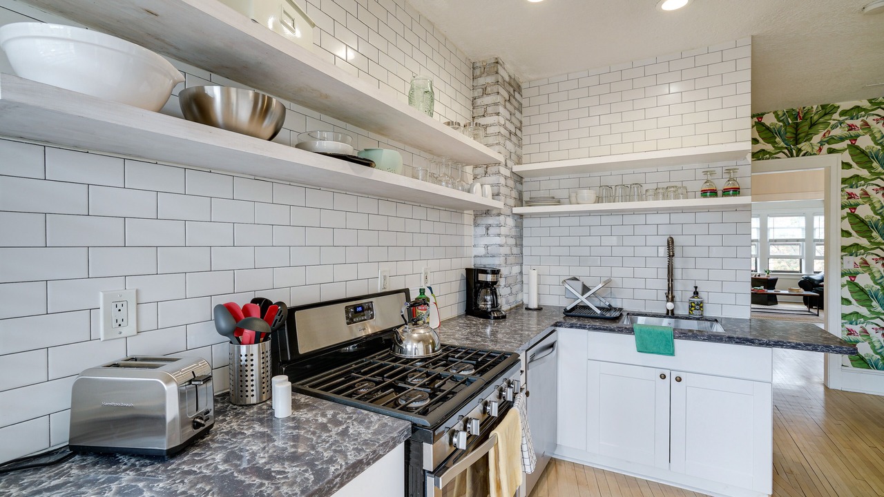 Photo of Kitchen in Elliot Park