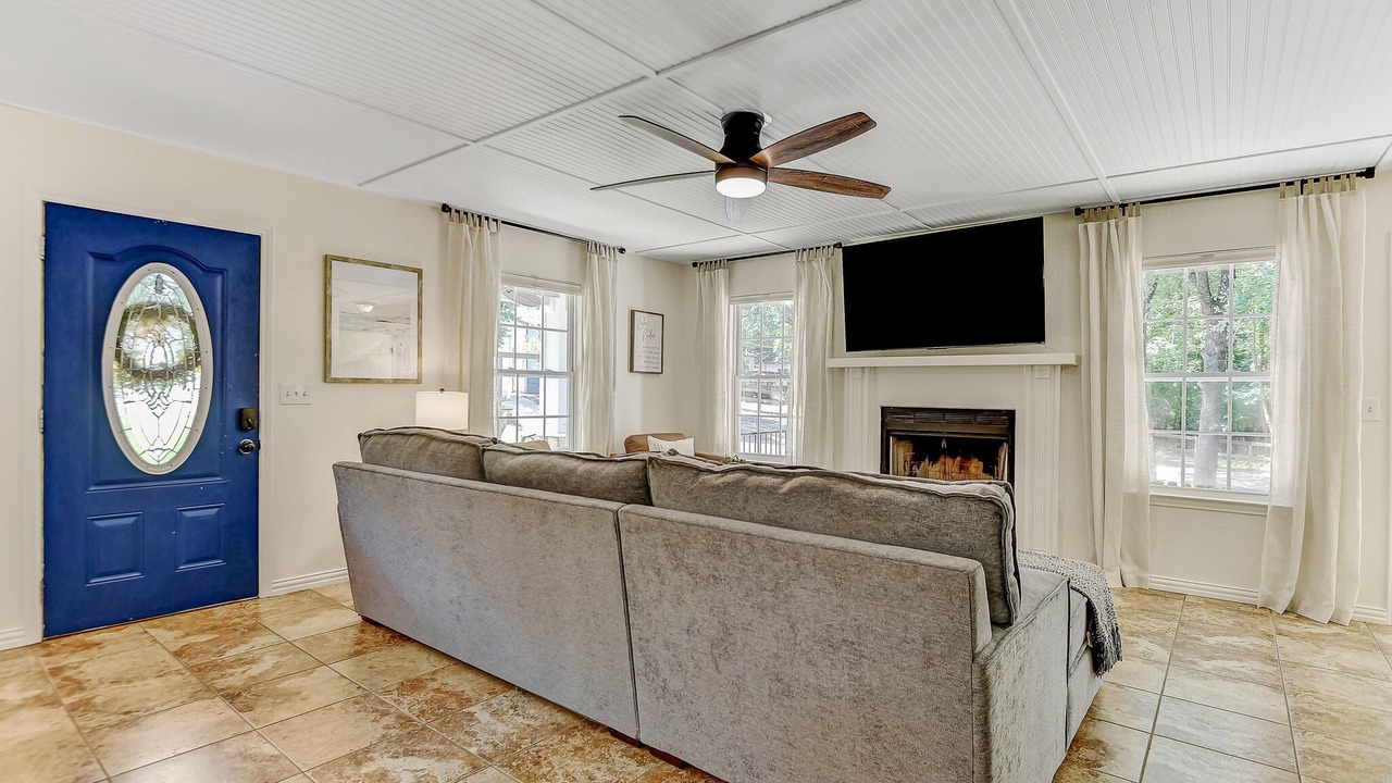 Photo of Bedroom in Pottsboro