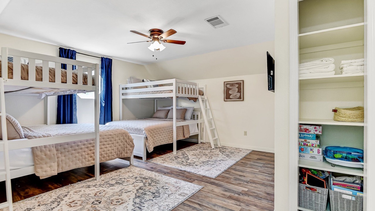 Photo of Bedroom in Pottsboro