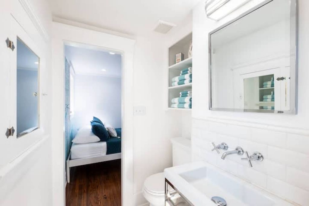 Photo of Bathroom in Mission Hills