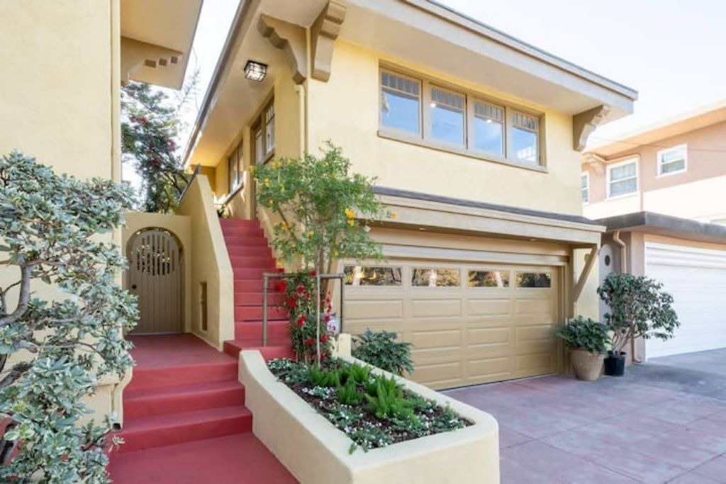 Photo of Outdoor in Mission Hills