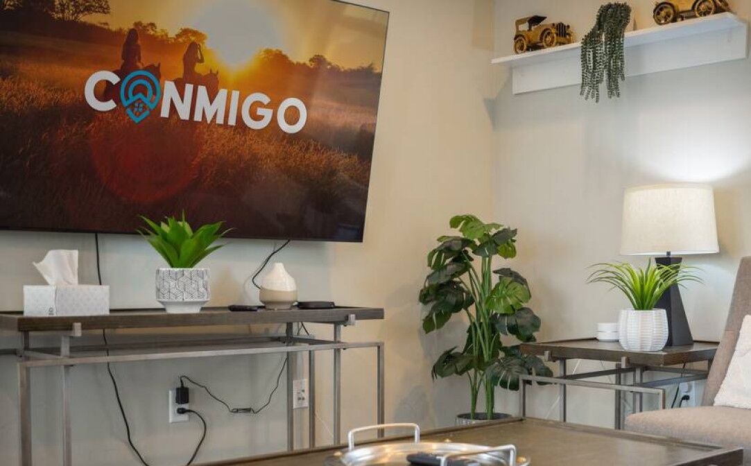 Photo of Livingroom in Daybreak