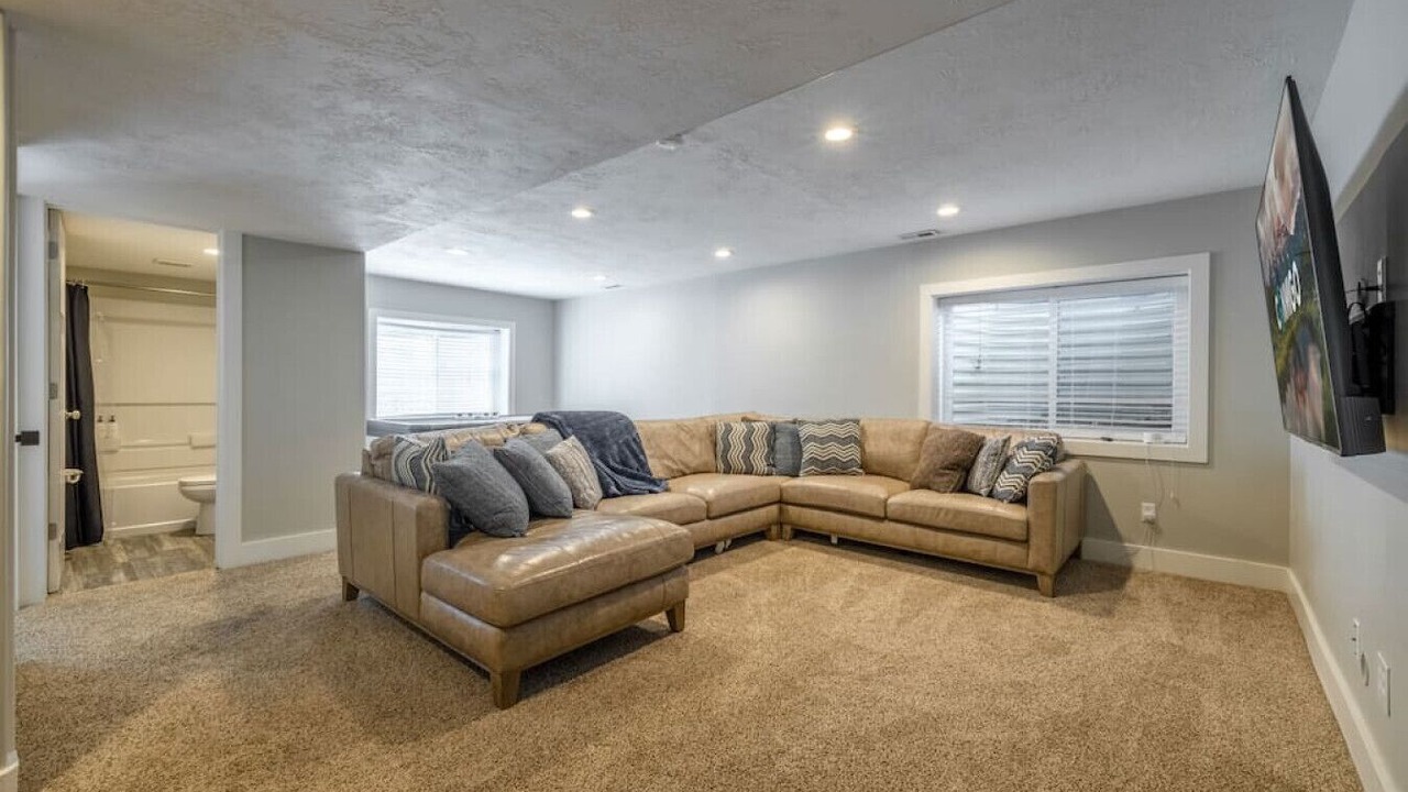 Photo of Bedroom in Daybreak