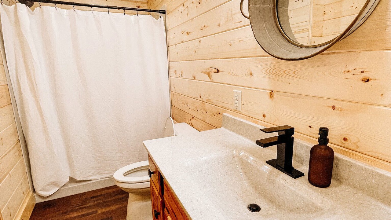 Photo of Bathroom in Bethany