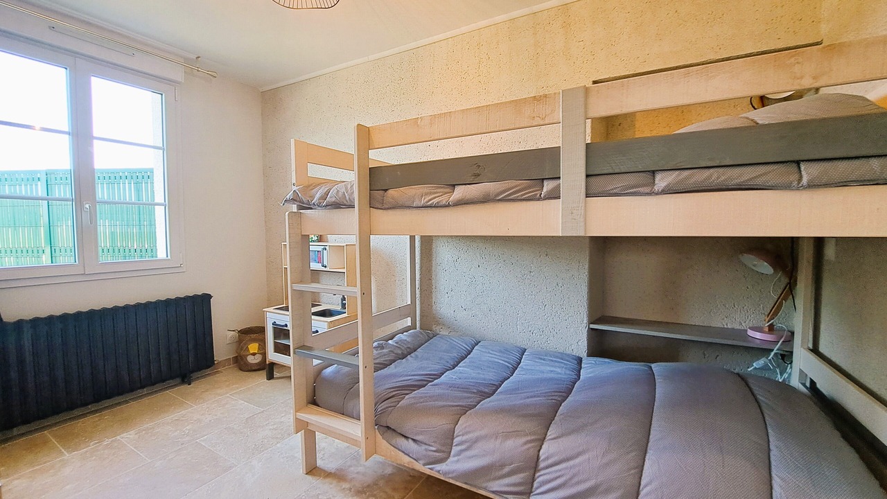 Photo of Bedroom in Saint-Branchs