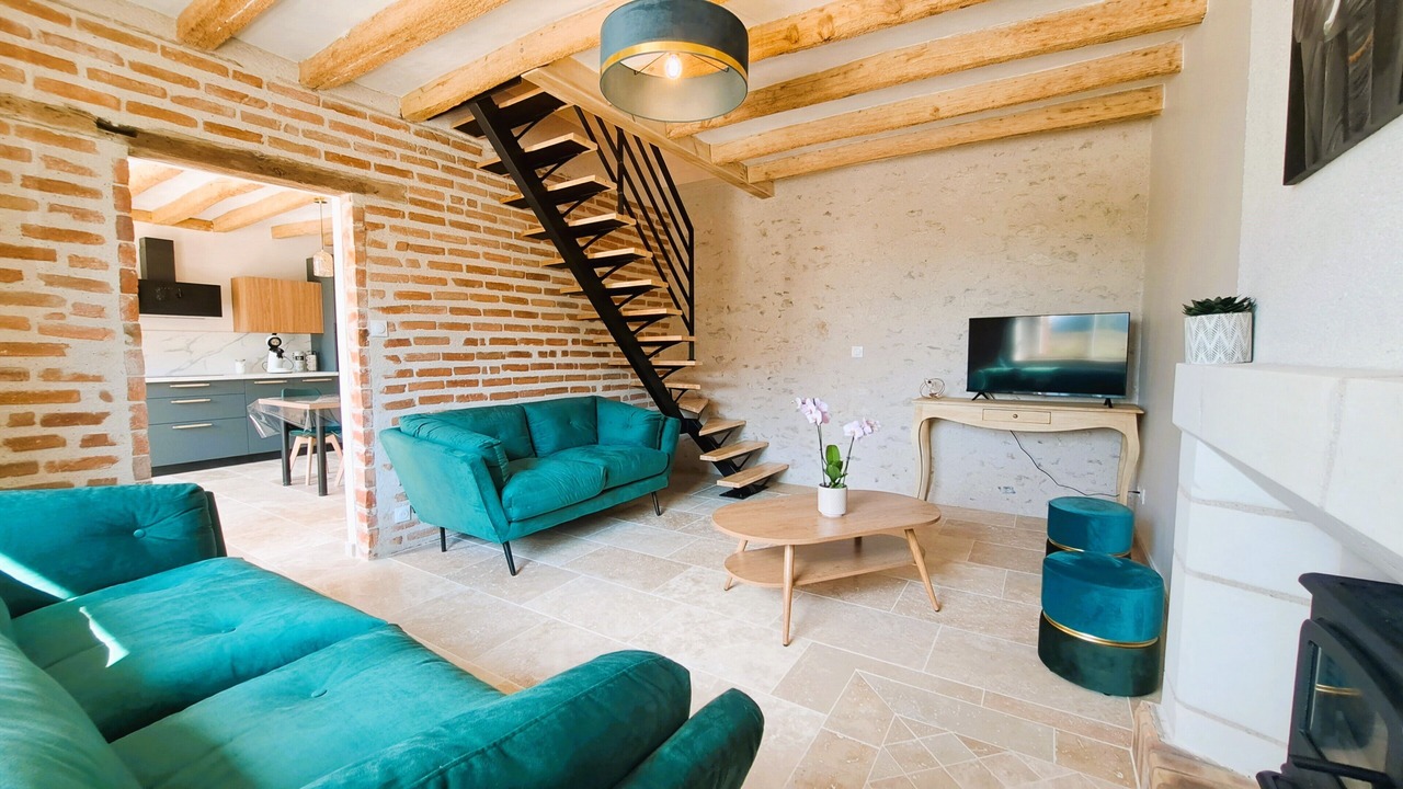 Photo of Livingroom in Saint-Branchs