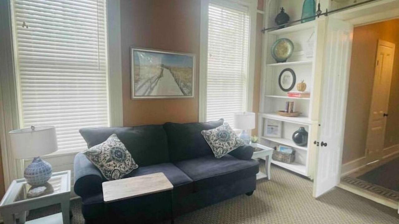 Photo of Livingroom in West Freemason