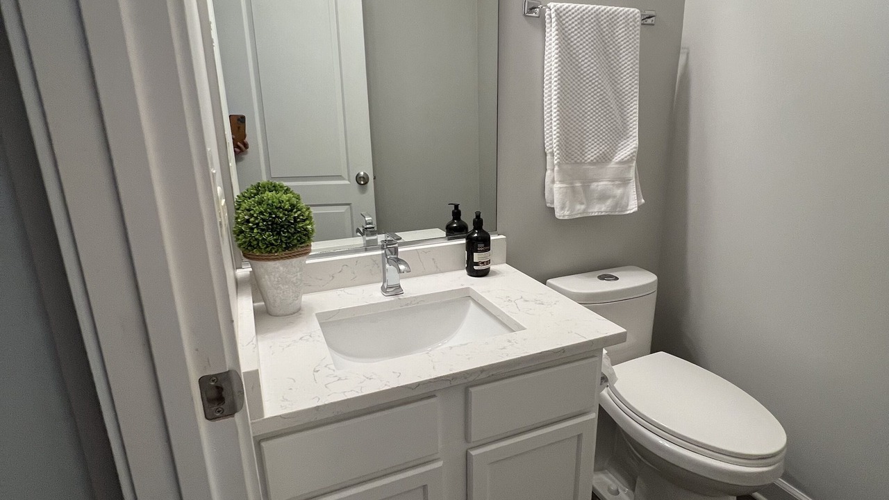 Photo of Bathroom in Elgin