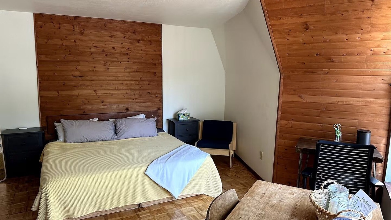 Photo of Bedroom in Iowa Hill
