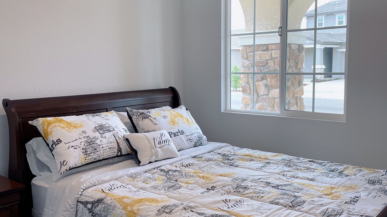 Photo of Bedroom in Lathrop