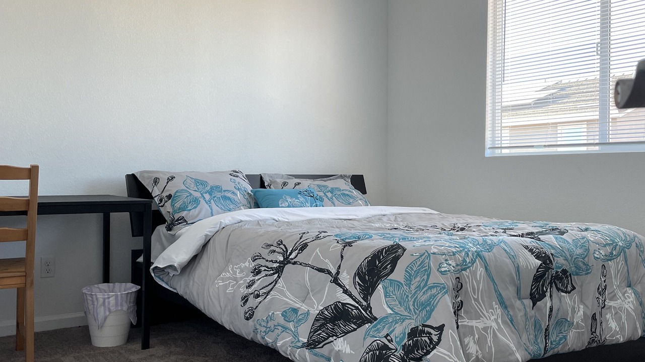 Photo of Bedroom in Lathrop