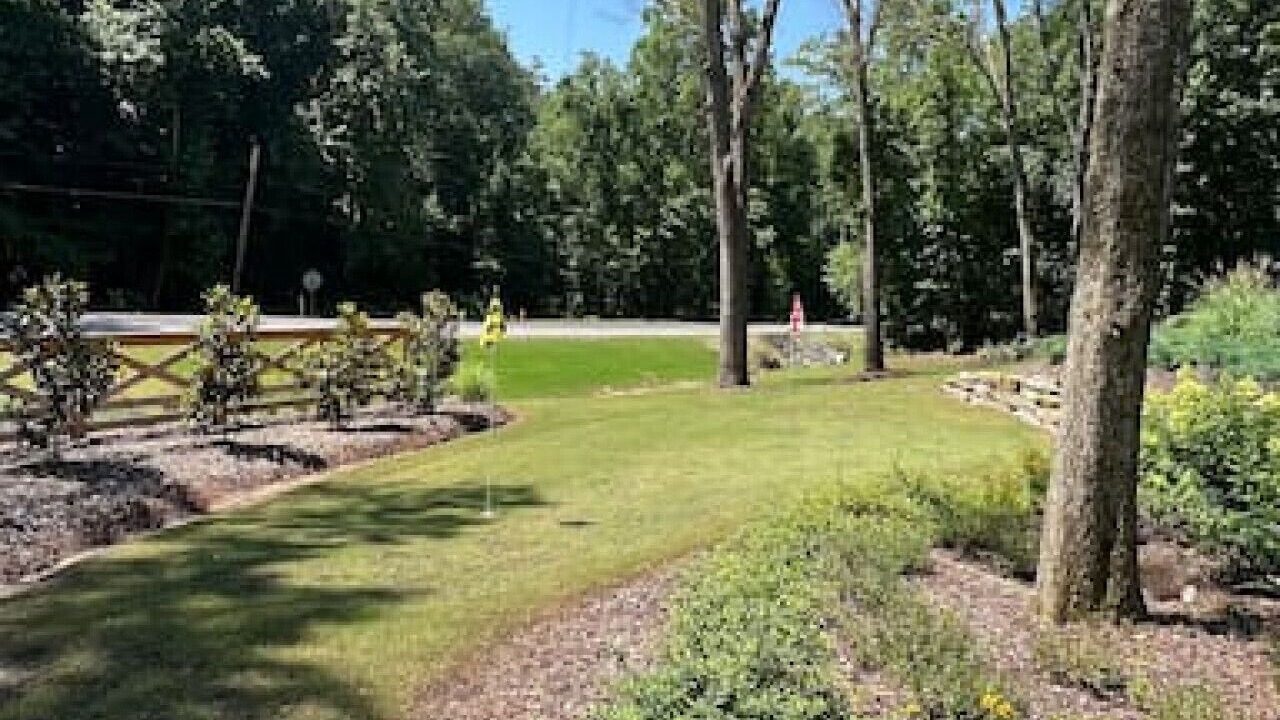 Photo of Outdoor in Groveoak