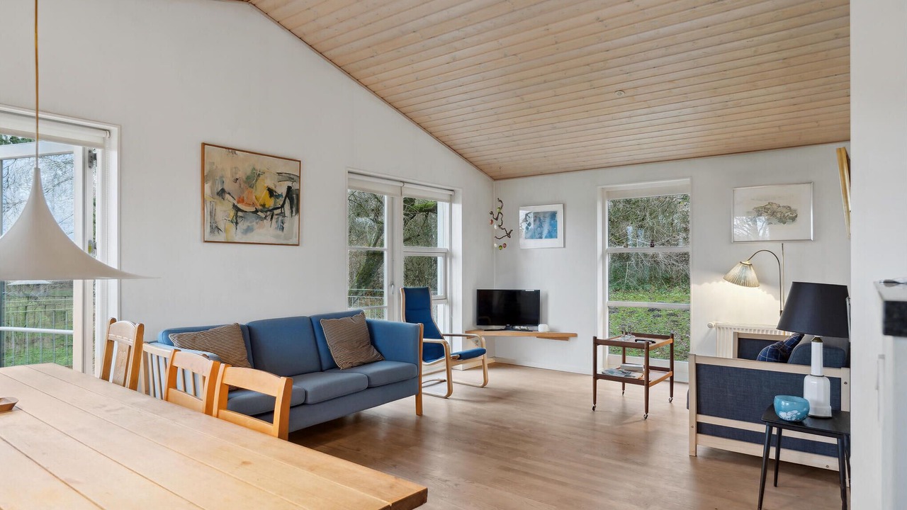 Photo of Bedroom in Give