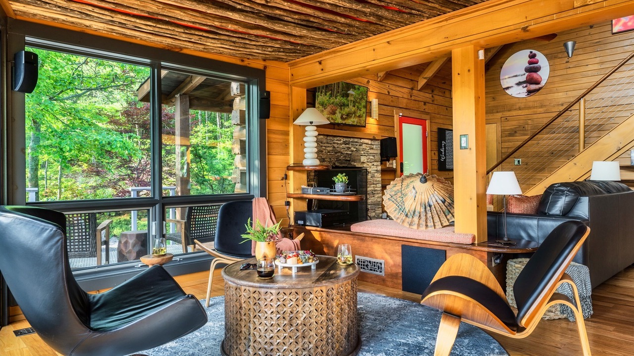 Photo of Others in Townsend