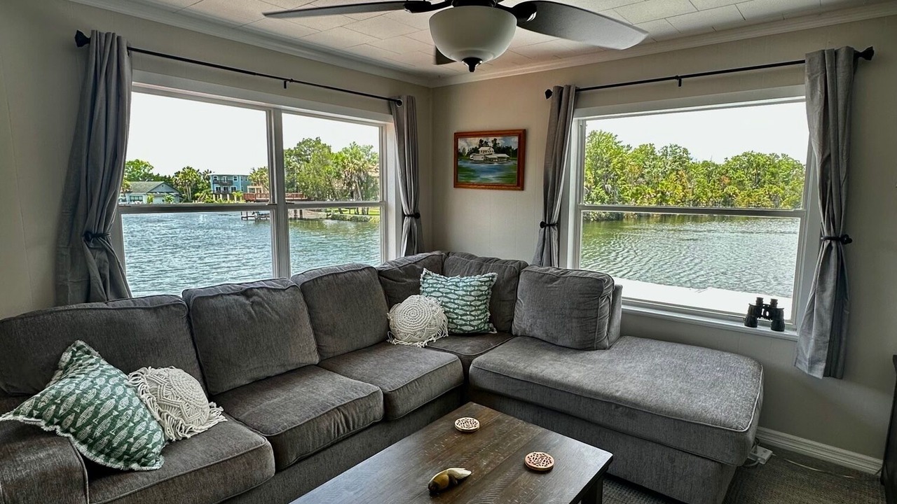 Photo of Livingroom in Crystal River