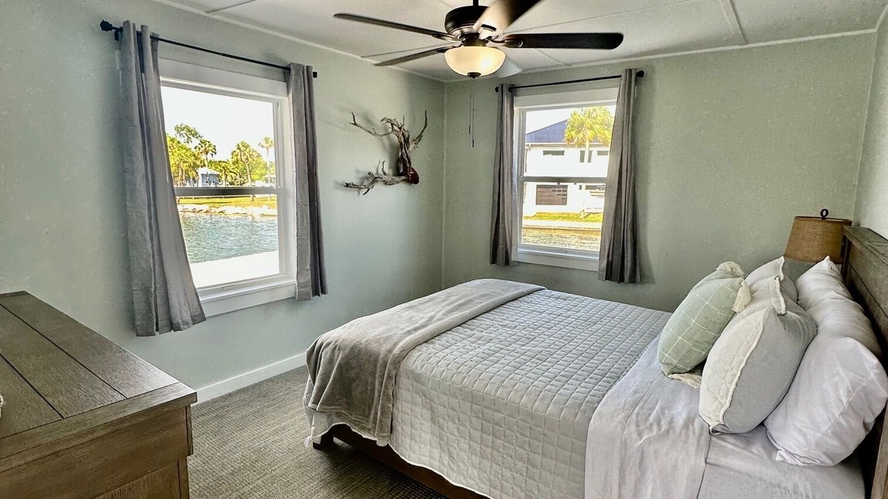 Photo of Bedroom in Crystal River