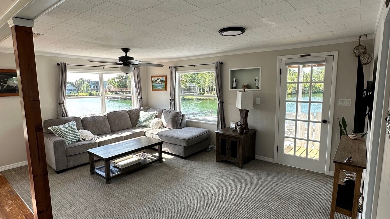 Photo of Livingroom in Crystal River