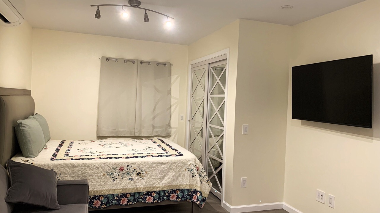 Photo of Bedroom in Overlook