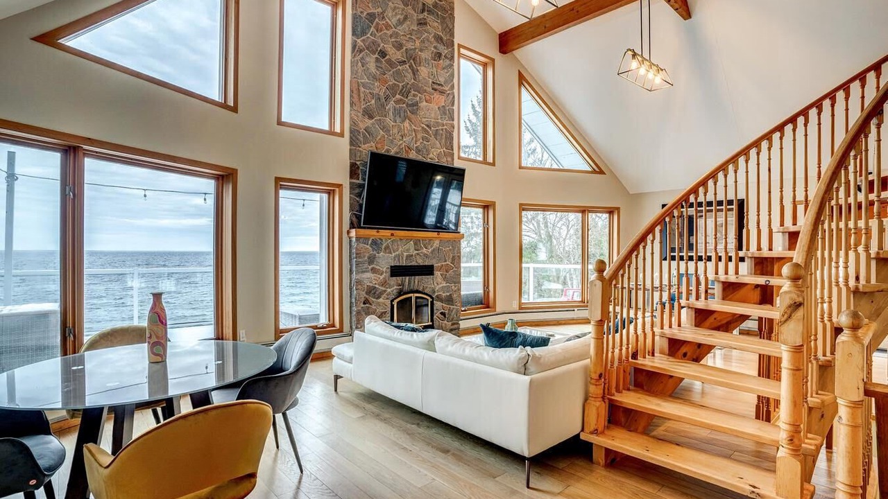 Photo of Livingroom in Oro-Medonte