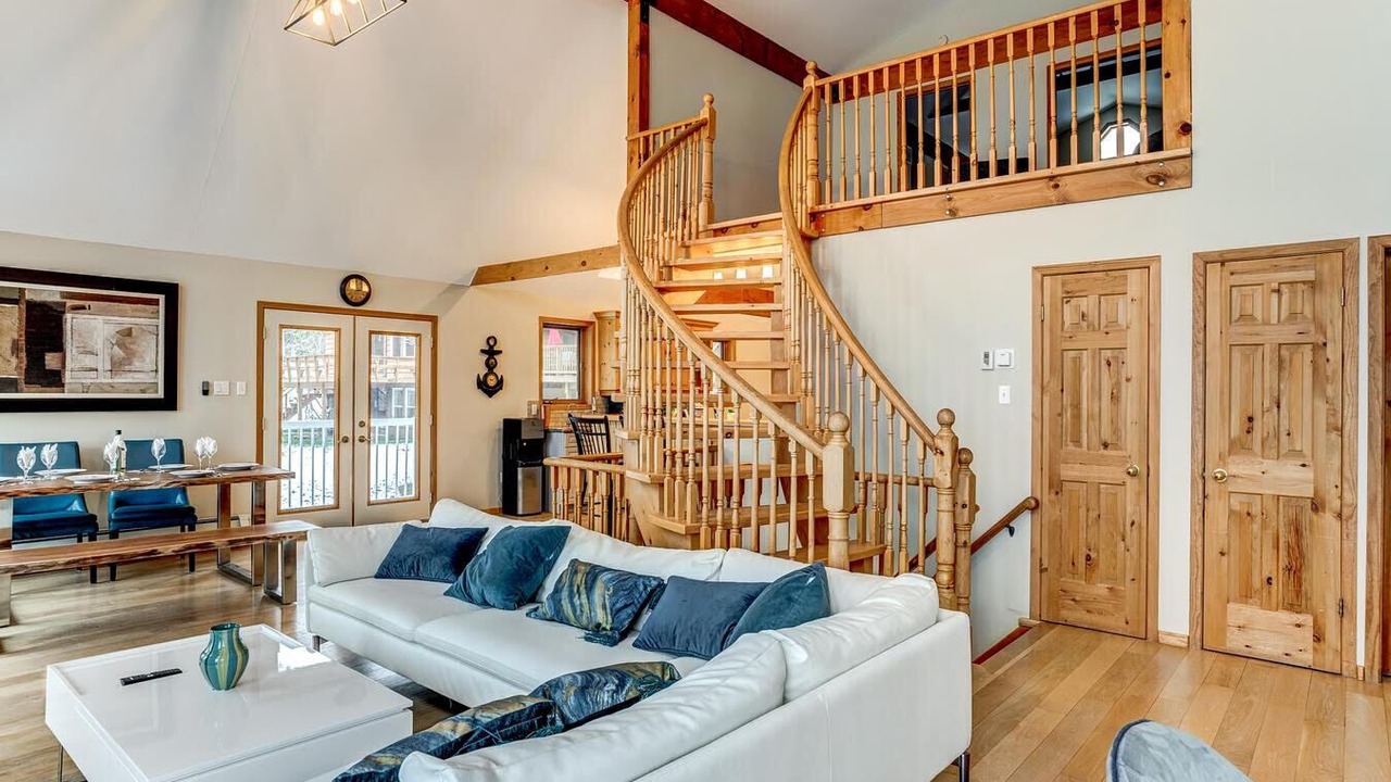 Photo of Livingroom in Oro-Medonte