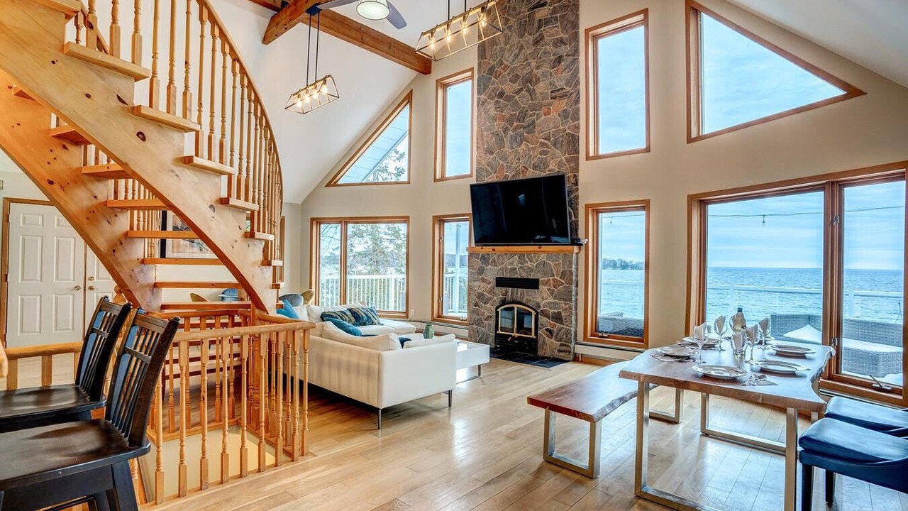 Photo of Livingroom in Oro-Medonte