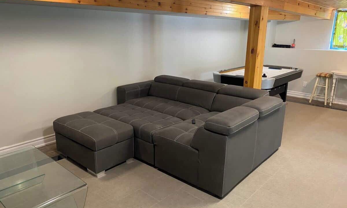 Photo of Livingroom in Crystal Beach