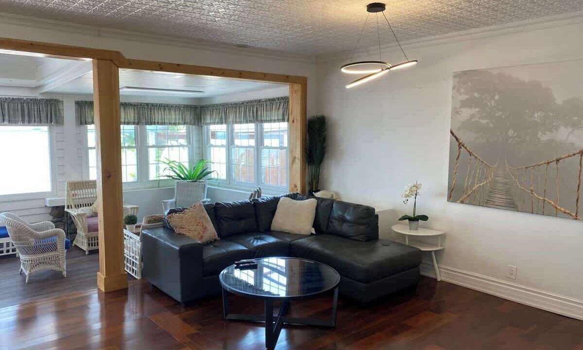 Photo of Livingroom in Crystal Beach